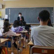 ノーベル賞の梶田先生の母校で租税教室を開催しました