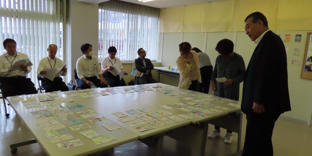 第10回「税に関する絵はがきコンクール」の審査会を開催しました